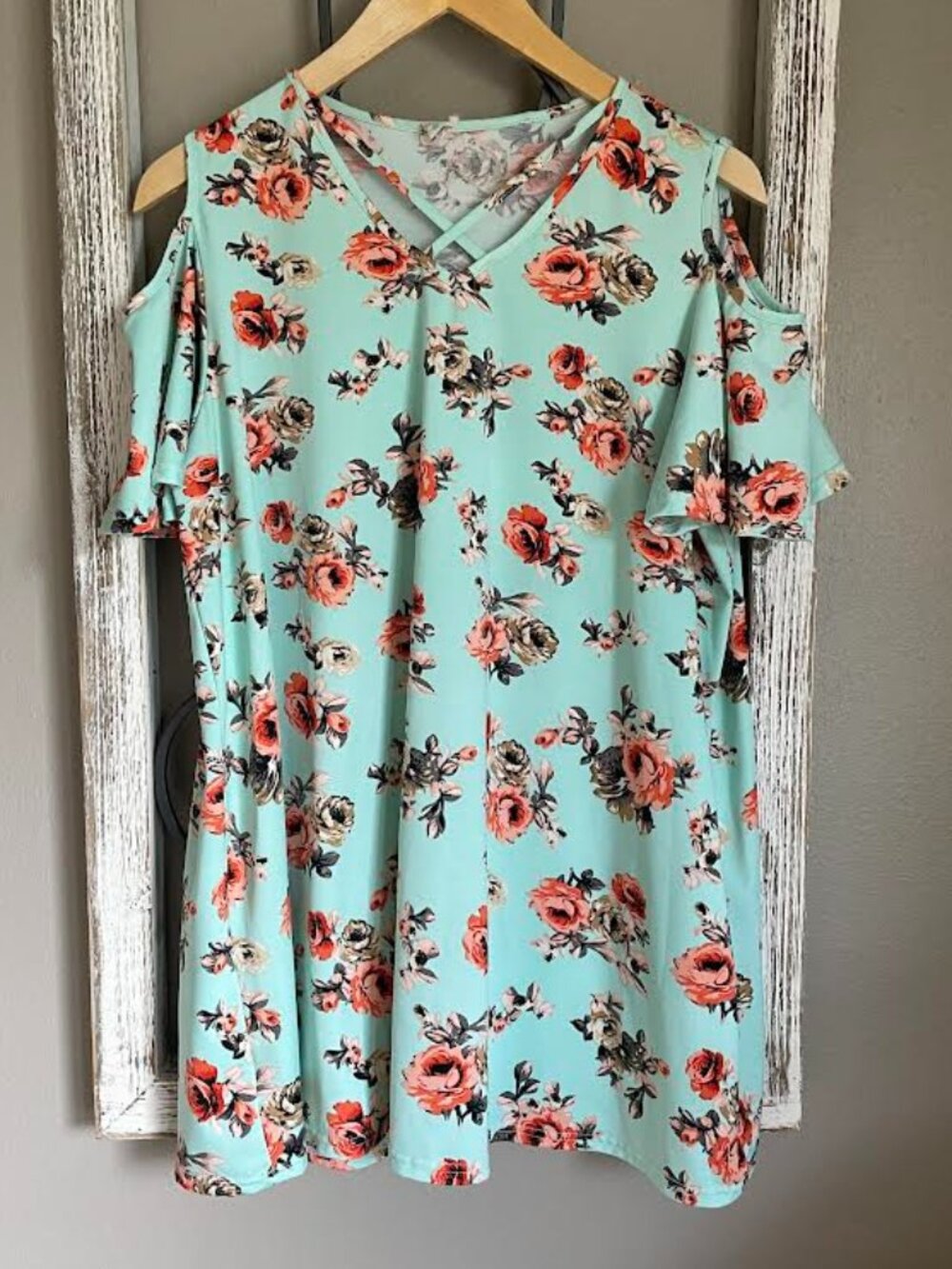 Southern Stitch Mint Floral Cold Shoulder Ruffle Tunic Top Boho Spring Summer